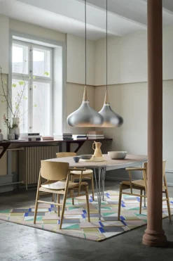Pendler<Fritz Hansen Orient™ P1, Aluminium/Oak