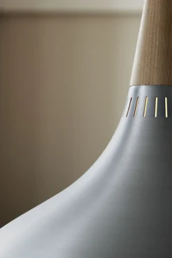 Pendler<Fritz Hansen Orient™ P1, Aluminium/Oak