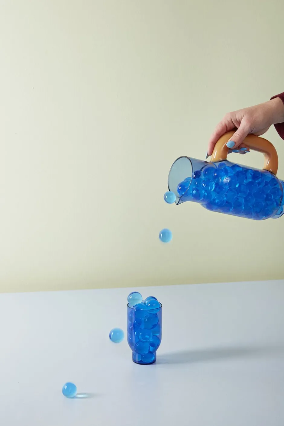 Karafler & Kander<Studio About PITCHER, BLUE/MILKY AMBER