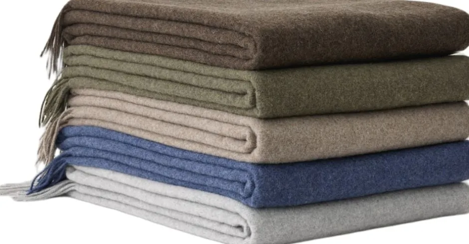 Plaider<Magasin du Nord Collection Plaid blå 140x200cm