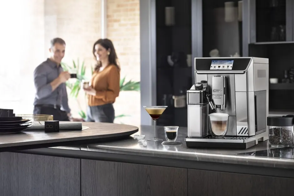 Kaffe & Te<Delonghi Primas Donna Elite ECAM650.85. MS