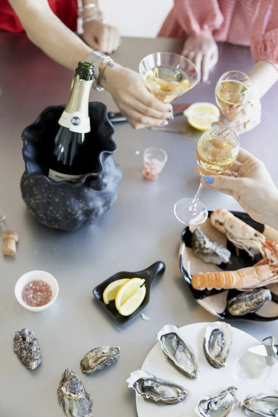 Skåle & Fade<BYON Serving plate Oyster