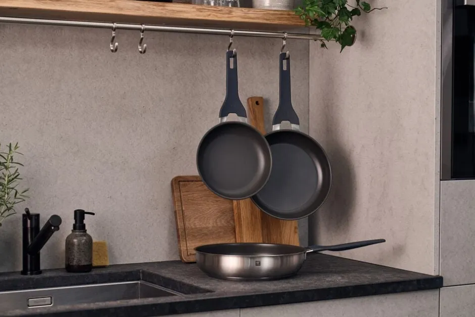 Gryder & Pander<Zwilling Simplify Stegepande, 20 cm, 18/10 rustfrit stål, Keramisk be