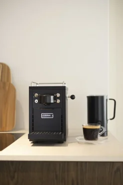 Kaffe & Te<Sjöstrand Coffee Concept Sjöstrand Espresso kapselmaskine