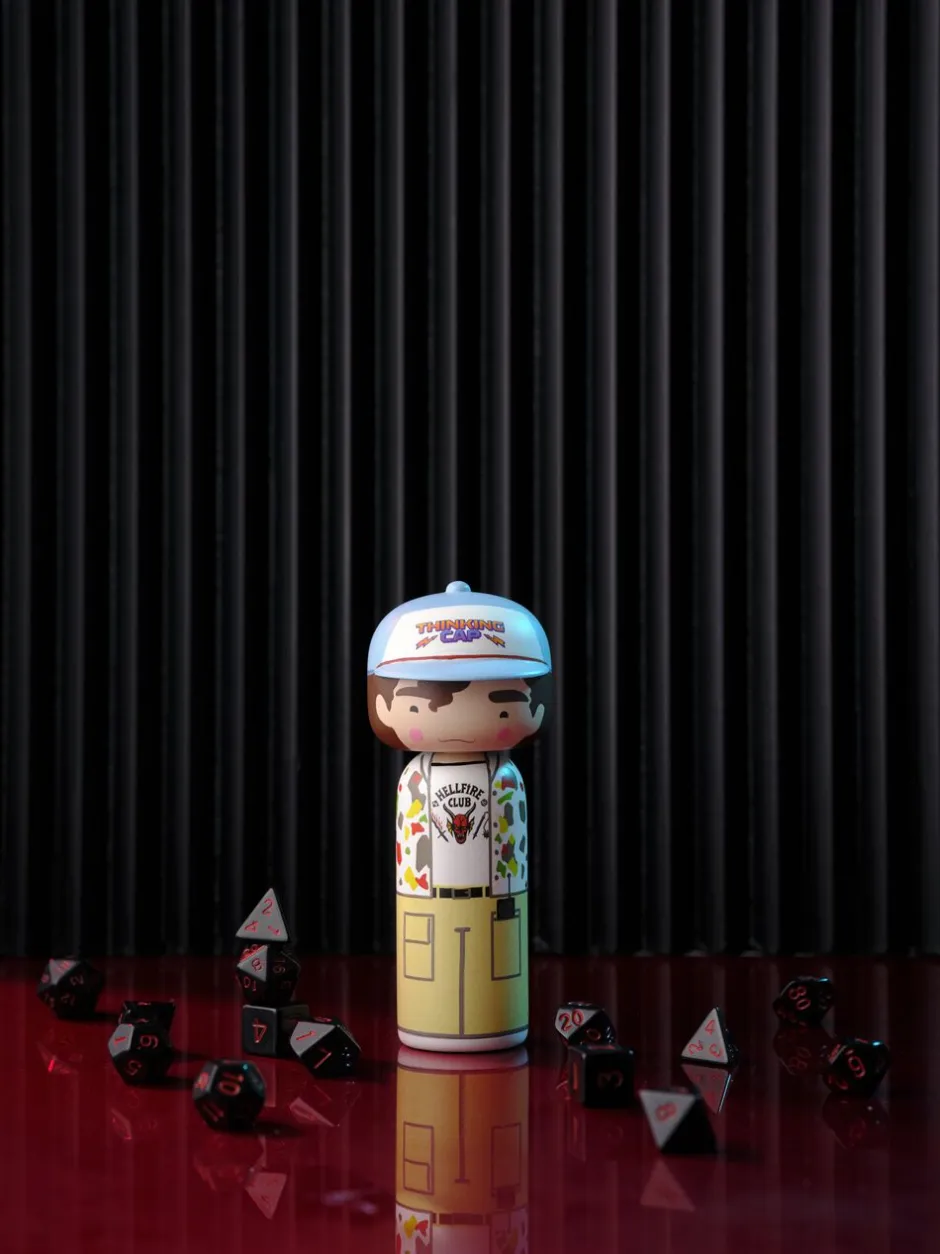 Figurer & Skulpturer<Lucie Kaas Sketch.inc - Kokeshi | Stranger Things - Dustin Henderson