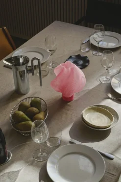 Trådløse Lamper<Crème Atelier Soft Serve Portable Tablelamp Peach sorbet