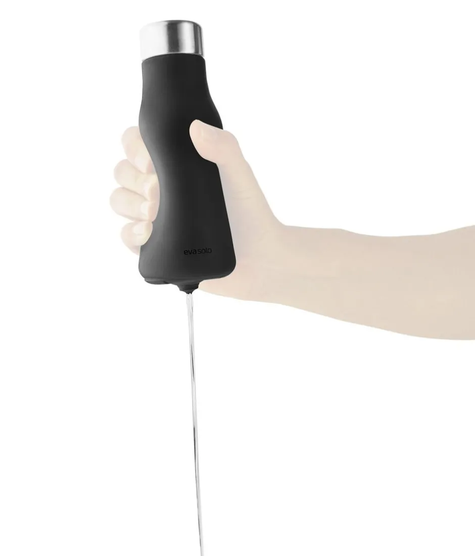 Badeværelsestilbehør<Eva Solo Squeeze sæbedispenser black
