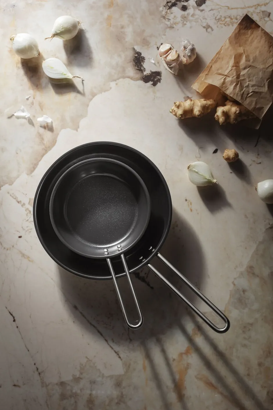 Gryder & Pander<Eva Trio Stainless Steel Stegepande 24 cm keramisk Slip-Let® belægnin