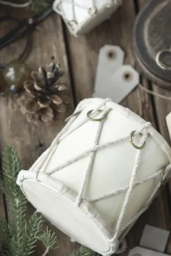 Julepynt<Ib Laursen Tromme creme