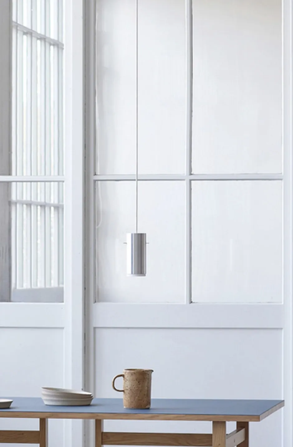 Pendler<Moebe Tube Pendant, Brushed Aluminium, Large