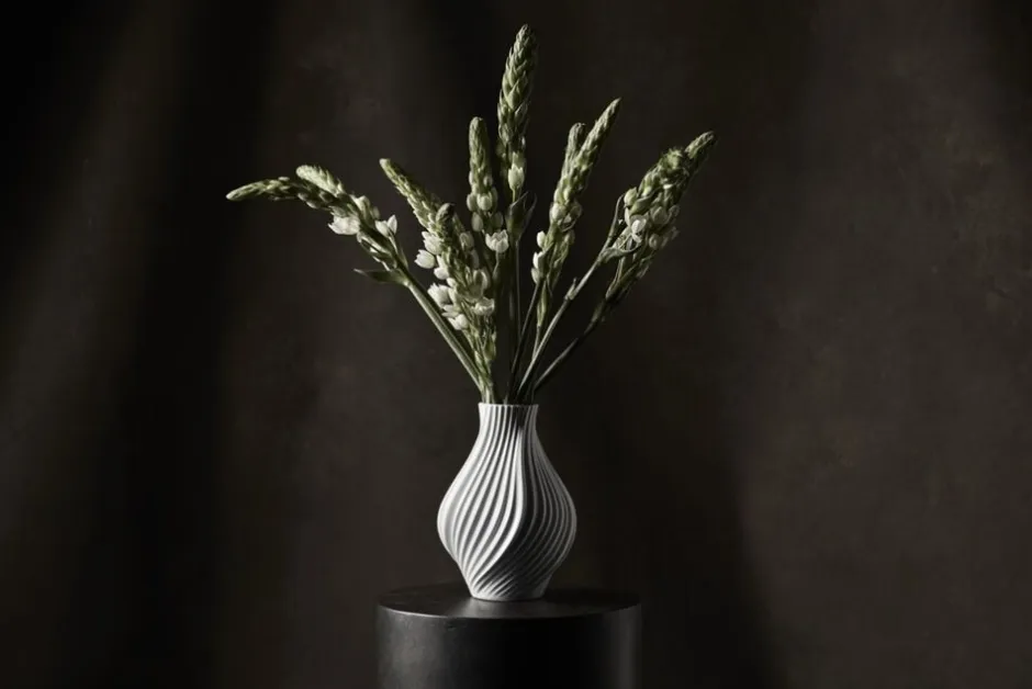 Vaser & Urtepotteskjulere<Kähler Twist Vase H18 cm hvid porcelæn