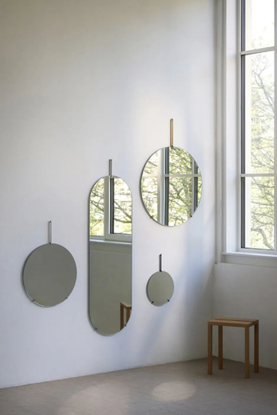 Spejle<Moebe Wall Mirror spejl 30 cm.